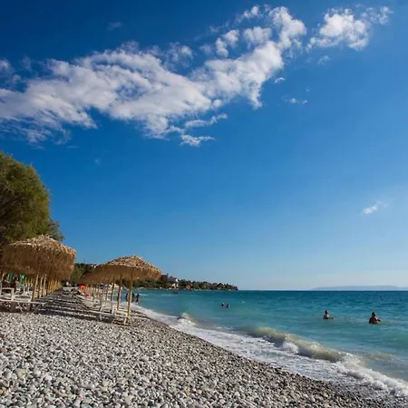 Castle Experience, Close To The Beach * Megali Mantineia
