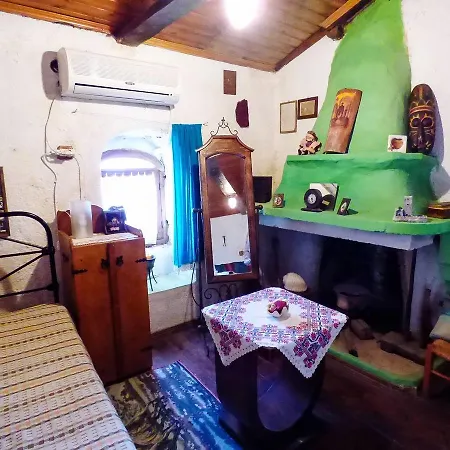 Castle Experience, Close To The Beach Megali Mantineia