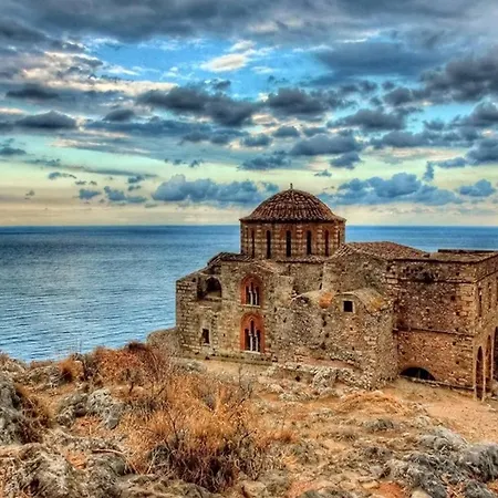 Castle Experience, Close To The Beach Apartment